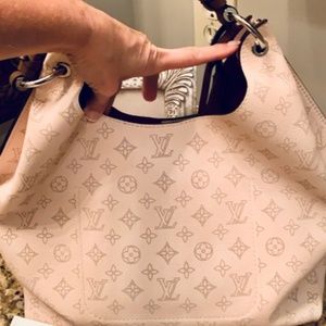 Authentic Louis Vuitton Carmel Mahina handbag